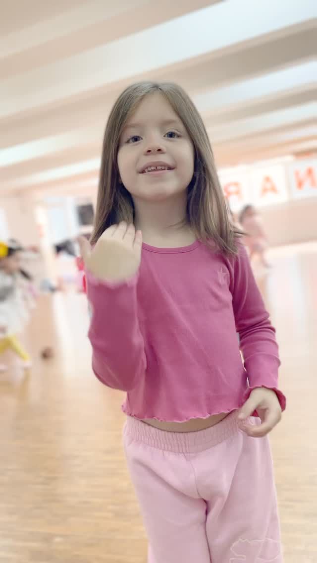 Este verano se vive bailando ✨

Clases de verano que inician en febrero:
🎭 Comedia musical
💃 Pop dance
🎤 Canto
🔥 Street urbano
💫 ¡Y mucho más!

👉🏼 Para todas las edades. Un espacio para moverte, expresarte y disfrutar
📍 Sedes: Belgrano, Caballito y Palermo

🚀 Sumate a vivir un verano a puro arte
📩 Inscripciones abiertas