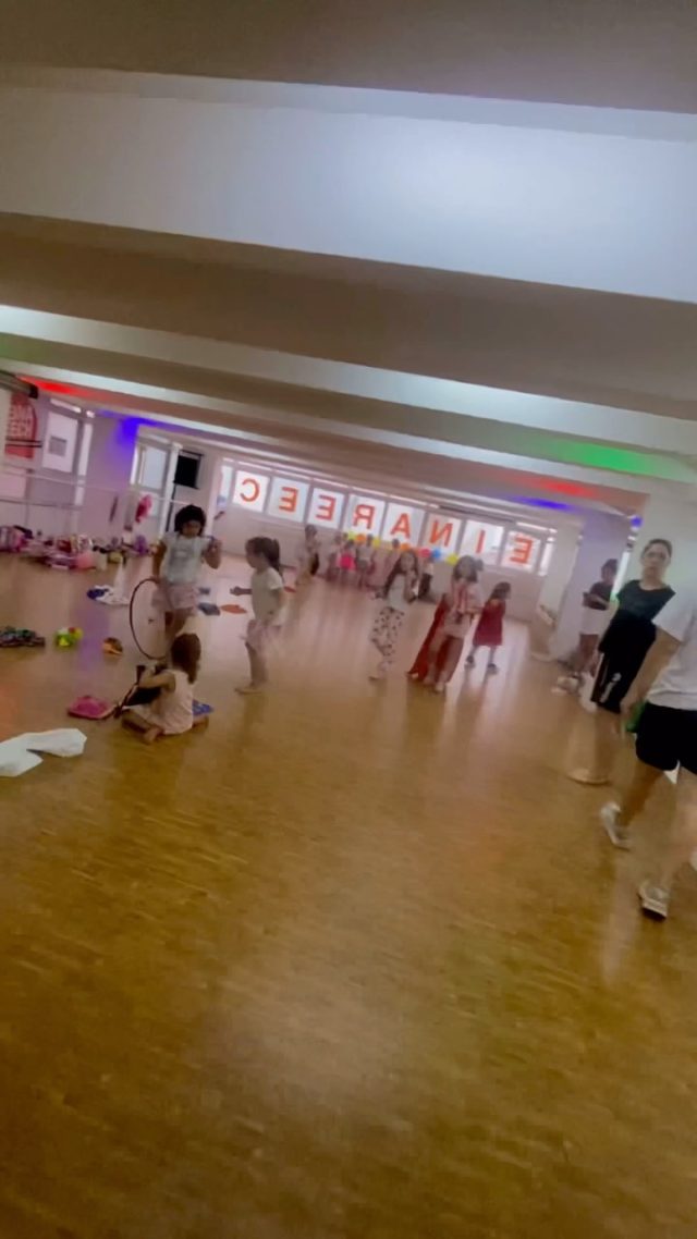 📍 Hoy recorremos la sede de Caballito 

Comenzó un año lleno de clases increíbles 💃🎤 ¡Sumate a la experiencia! 

👀 Mirá nuestras grillas completas en las historias destacadas.

📩 Pedinos info y sumate a la clase que más te guste