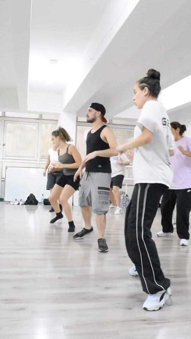 ¡Este es tu momento para sumarte a TEMPO FORMACIÓN! 

Si querés dar tus primeros pasos en danzas urbanas, ¡no dejes pasar esta oportunidad 🔥! 

💥 En TEMPO vas a entrenar: 
✅ Hip Hop, Popping, Breaking, Locking y House 
✅ Afro, Dancehall y Contemporáneo como complemento 

📅 Audición - Primer Nivel 
Jueves 27 de marzo - 📍 Sede Caballito 

Pedinos info 📲